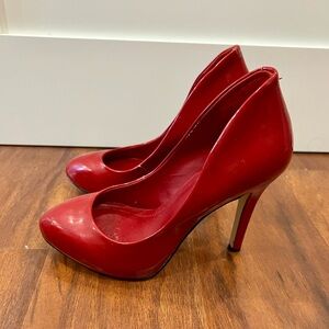 Great platform BCBG heels pumps red sz 36 or 6